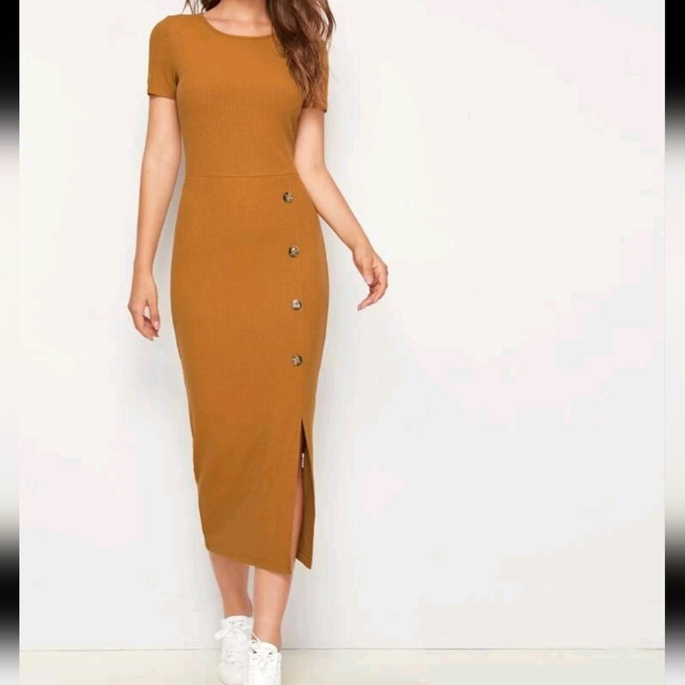 Dresses - Picture 2 of 2